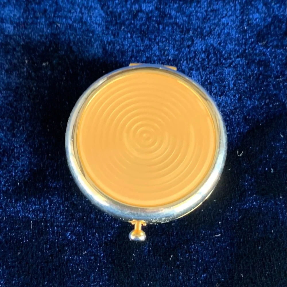 1967 Ester Lauder Limited Edition Shimmer Power in Gold Mini Enamel Compact